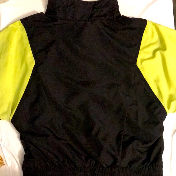 waterproof jacket - Picture 3 of 3